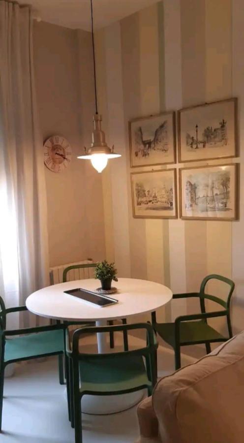 Victoria Big Room Firenze Bagian luar foto