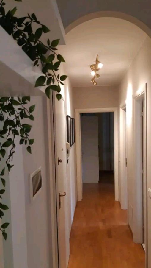 Victoria Big Room Firenze Bagian luar foto